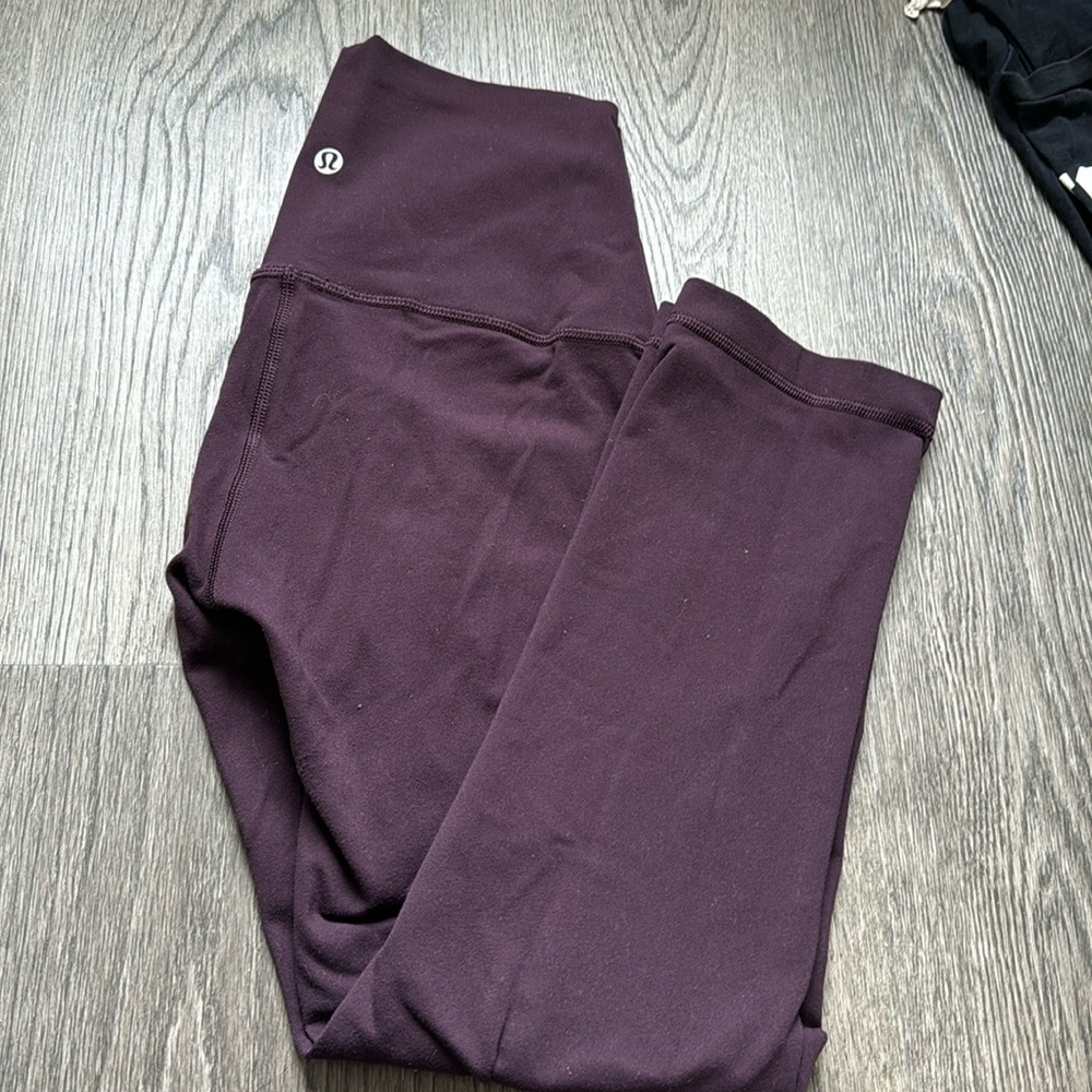 Lululemon wunder under size 6 cropped leggings